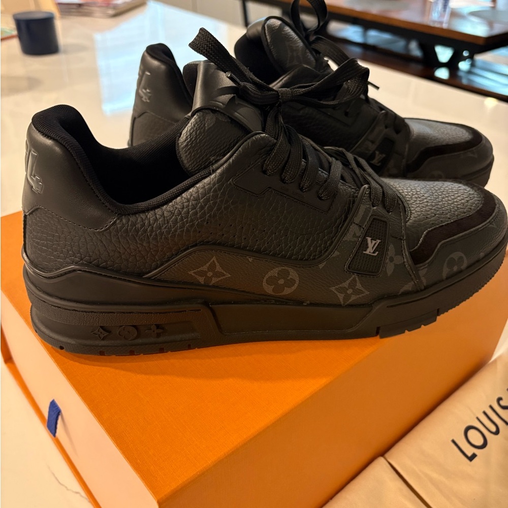 Louis Vuitton Trainer Sneaker